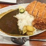 とんかつ ジーエス - 上ロースかつとカレー