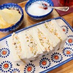 Mew's Tea Room - 