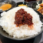 舞香 - ご飯＋食べるラー油