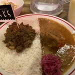 CURRY SHOP くじら - 