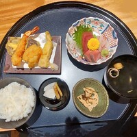 うなぎ四代目菊川 神戸三宮店 - 天ぷら刺身御膳