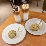 Anniversary Cafe - スコーン(抹茶とホワイトチョコ)