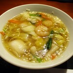 中国料理 伊万里 - 海鮮餡かけ塩湯麺