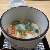 鮨　まつ本 - 桜エビの茶碗蒸し(桜エビは駿河湾)