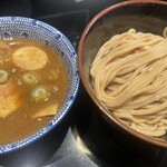 つけ麺 ながおか - 濃厚魚介つけ麺並　950円＋味玉100円