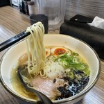 煮干しラーメン にぼってる - 