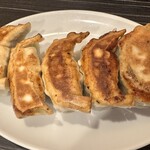 Rairai Ken - 絶品の焼き餃子（１人前）