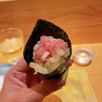 SUSHI TOKYO TEN、 - ネギトロと玉ねぎ