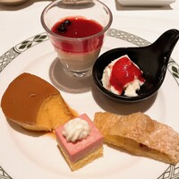 ロウリーズ・ザ・プライムリブ 恵比寿ガーデンプレイス店 - 