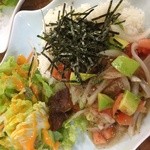 LUANA - アヒポキアボカド丼. ¥780
