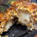 お好み一番地 - もう少しキャベツの水分を飛ばしてほしい