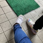 フレンズ - お互いの靴の話をしてる