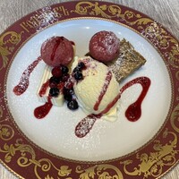 ゴドノフ東京 丸ビル店 - 