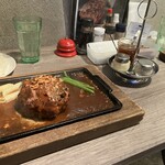 ハンバーグ＆ステーキ食堂クラウゾ - 