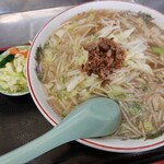 黄金食堂 - 塩ラーメン大盛り