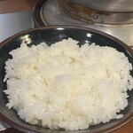 五反田ホルモン まるみち - ご飯