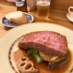 創作料理Ryota  - 黒毛和牛のステーキ　マルサラ酒とフォンドヴォーの特製ソース