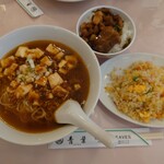 青葉 新館 - 今週の麺（麻婆麺）とミニチャーハンセット＋魯肉飯（小）