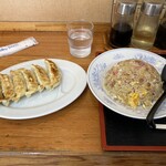 中華料理 丸福 - 餃子+チャーハン