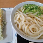 香川屋 - かけうどんとちくわの天ぷら！