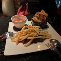 DINING & BAR TABLE 9 TOKYO - 