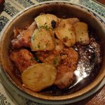 チキンとポテト、ガーリックが絶妙な「ガーリックチキン」