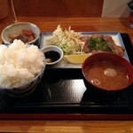 Ippin Ryourihito Shina - ランチの定食
                        