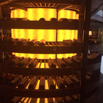 ラ・ロカンダ - ３６０度ぐるり。自慢のワインセラー。