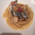 ラ・ロカンダ - パスタは南イタリア出身のシェフらしいお皿。