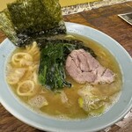 家系ラーメン まこと家 - 