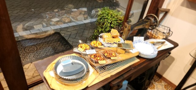Sucre 砂糖・Chicoree チコレ・Cafe カフェ Sucre 砂糖・Chicoree チコレ・Cafe カフェ