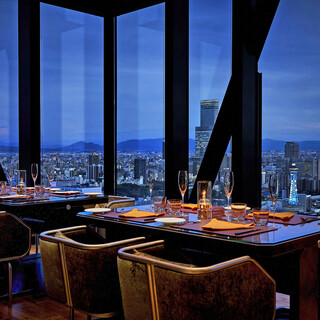 A special moment where you can relax and enjoy the spectacular view from the 32nd floor.