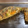 Okonomiyaki Shibata - 甘口ソースと、カリカリの下生地