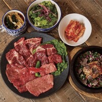 8種類の焼肉&フォアグラビビンバセット