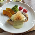 キッチン ブルー グローブ - 黒鯛ポワレのアップ