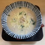 ギョウザ オウショウ - 鶏白湯麺