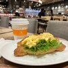 三日月屋 CAFE 福岡空港店