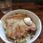 ラーメン フリーバーズ - バラ肉ごはん390円