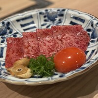 八面六秘 - サーロインユッケ