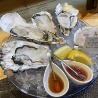 四ツ橋・新町 牡蠣と肉たらしビストロAKIRA - 