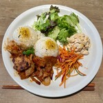 アロハテーブル - ポークチャッププレート1220円