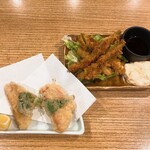 魚屋スタンドふじ - 金目鯛しそ巻き天ぷら、アスパラフライ