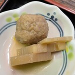 Hanamuro - 小鉢はつくねとレンコンの煮付け