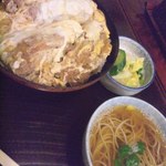 更科丸屋 - カツ丼。