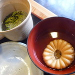 阿古屋茶屋 - 煎茶＆味噌汁にお湯を投入