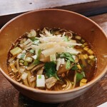 丸祇羅 - ショウガとミョウガのスパイス蕎麦
