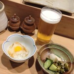 鳥よし 銀座店 - 大根おろしにうずらの卵とお漬物