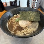 Menya Ootori - 魚介白湯ラーメン。うまそ