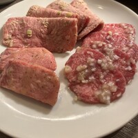 うしごろバンビーナ 恵比寿本店 - 極上タン盛り合わせ3種