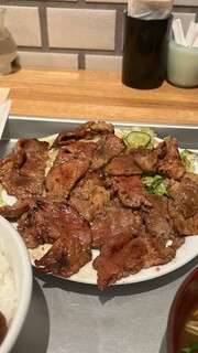 Nikuryouri Matsuzaka - 肉大盛り定食　1250円